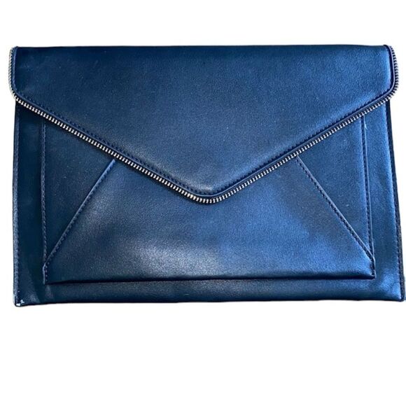 Black envelope lurch 12” x 8.5” inside & outside pockets. Zipper edge accent - Picture 1 of 10